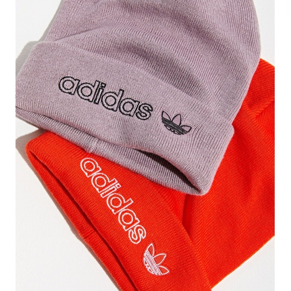 Brand NWOT UO ADIDAS BEANIE💖🔥